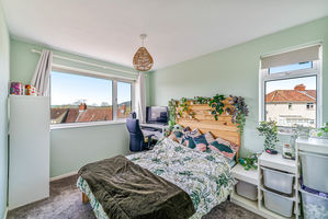 Photo 33- click for photo gallery